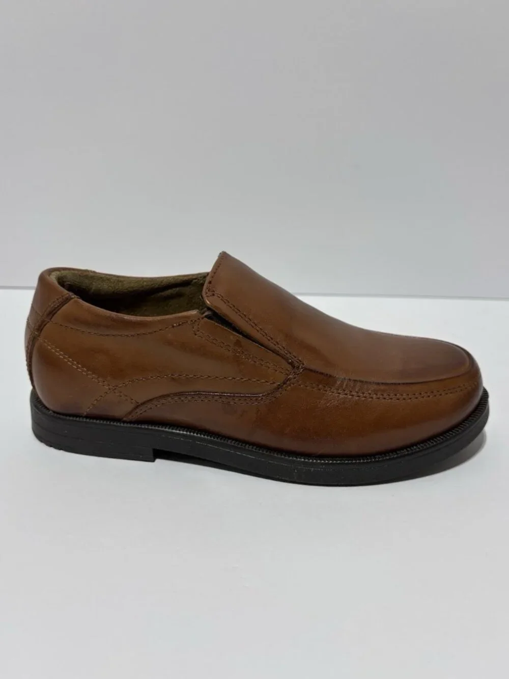 Florsheim Kids’ Midtown MCSP Jr Brown Slip-On Shoes, Boys’ Size 1 M